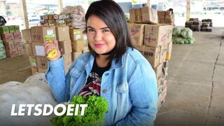 Duci latina milf picsája mélyen megkúrelva xiomarától