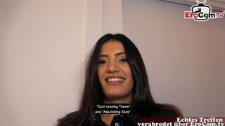 Német geek manus megdugja a forró latin amerikai milf-et randin