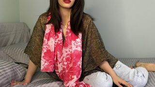 Dögös arab milf rendesen megbassza a hatalmas seggét